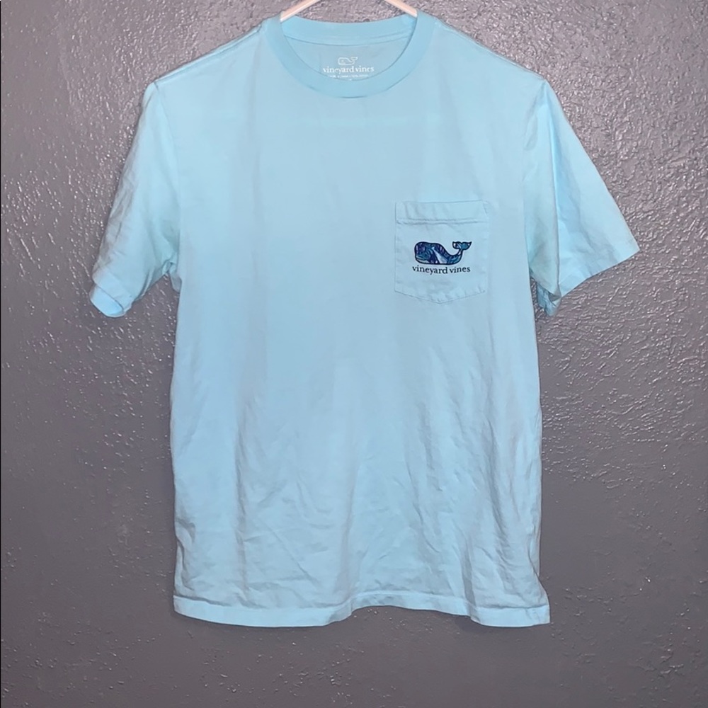 Vineyard Vines T-shirt